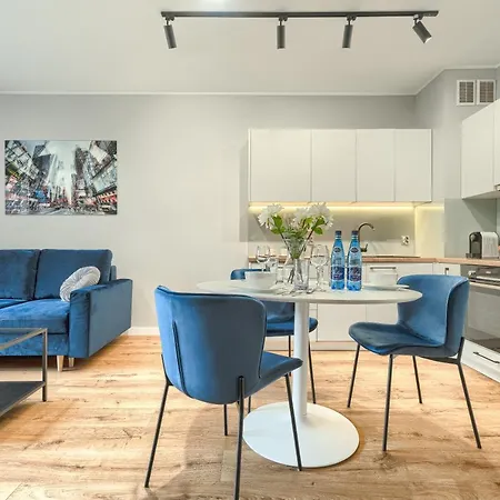 Exclusive New Town 아파트