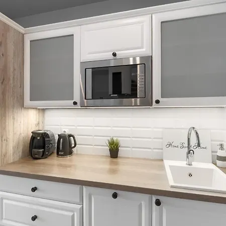 Exclusive New Town 아파트 *