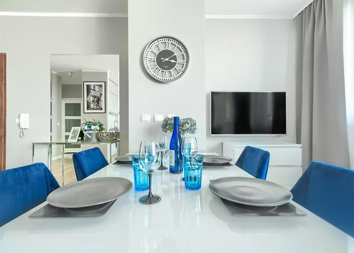 Exclusive New Town Apartment