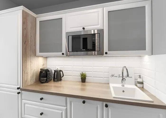 Exclusive New Town Apartment *